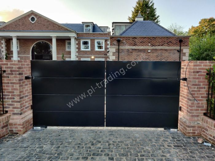 Automatic Gates — bespoke steel metalwork by PL Trading, London