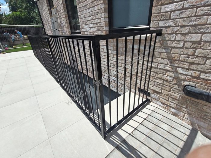 Balustrades — bespoke steel metalwork by PL Trading, London