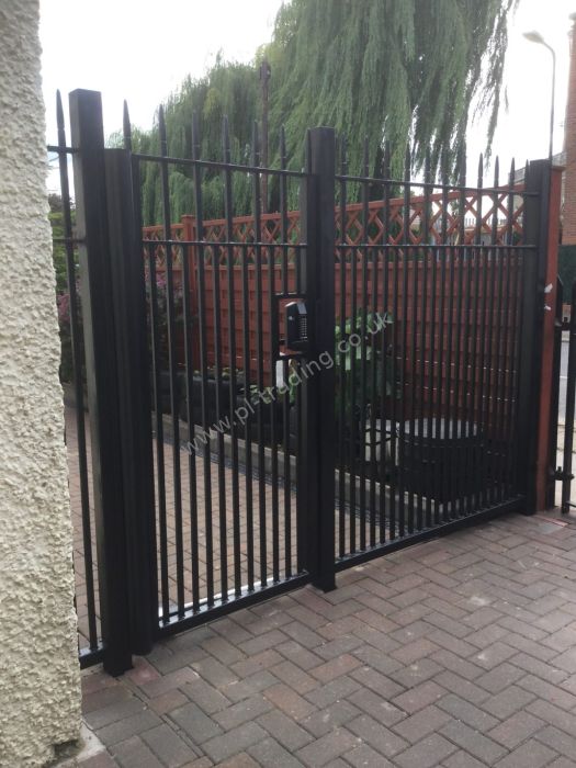 Gates — bespoke steel metalwork by PL Trading, London