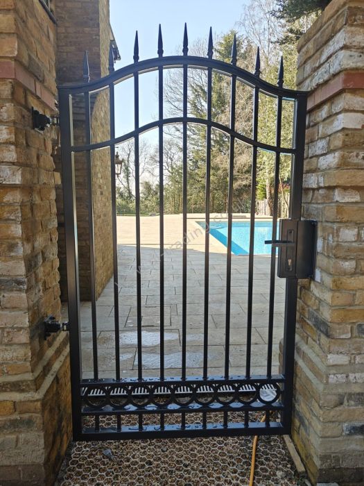 Gates — bespoke steel metalwork by PL Trading, London