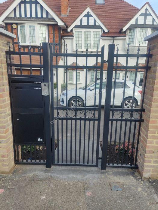Gates — bespoke steel metalwork by PL Trading, London