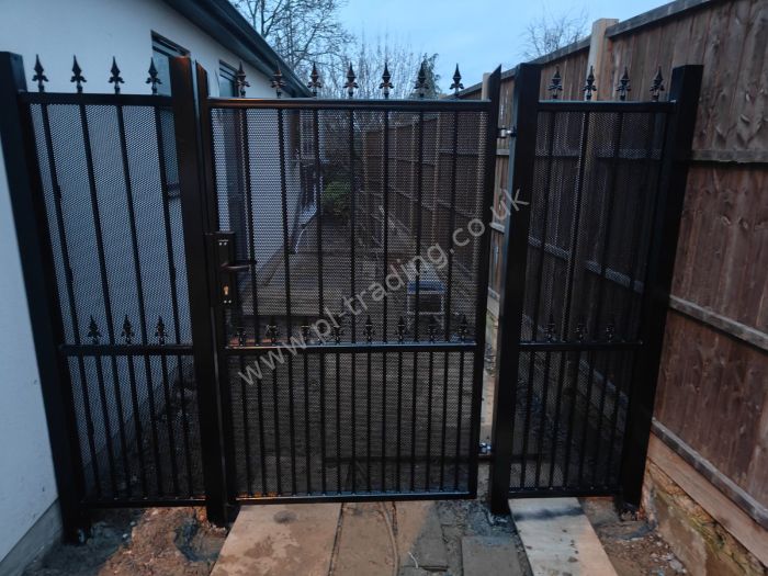 Gates — bespoke steel metalwork by PL Trading, London