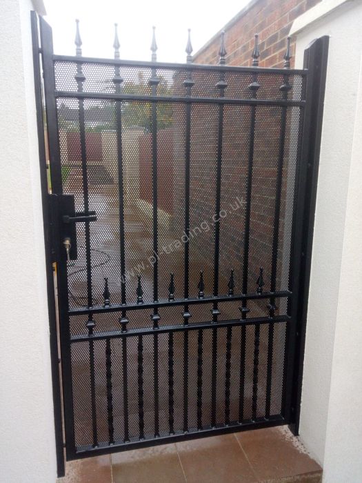Gates — bespoke steel metalwork by PL Trading, London