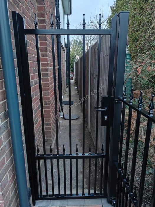 Gates — bespoke steel metalwork by PL Trading, London
