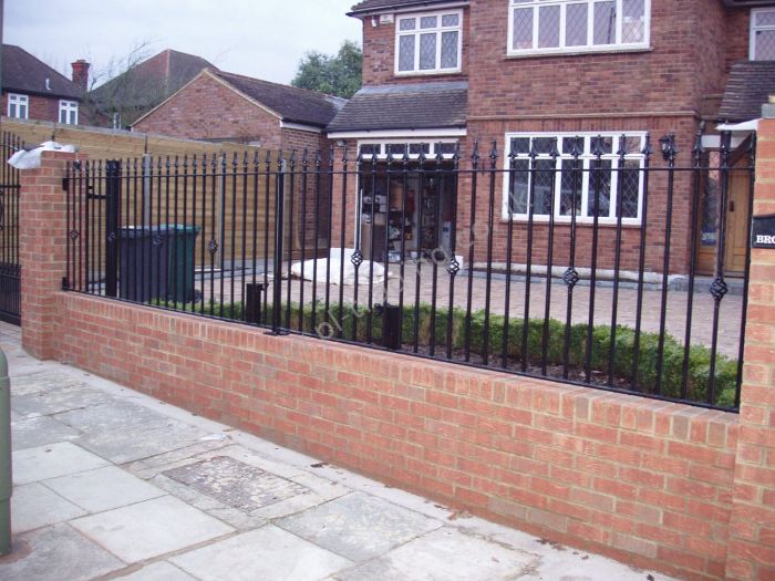 Railings — bespoke steel metalwork by PL Trading, London