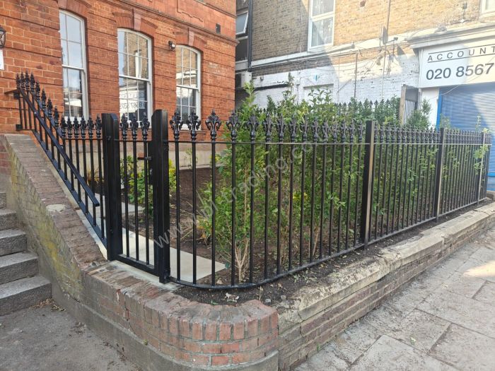 Railings — bespoke steel metalwork by PL Trading, London