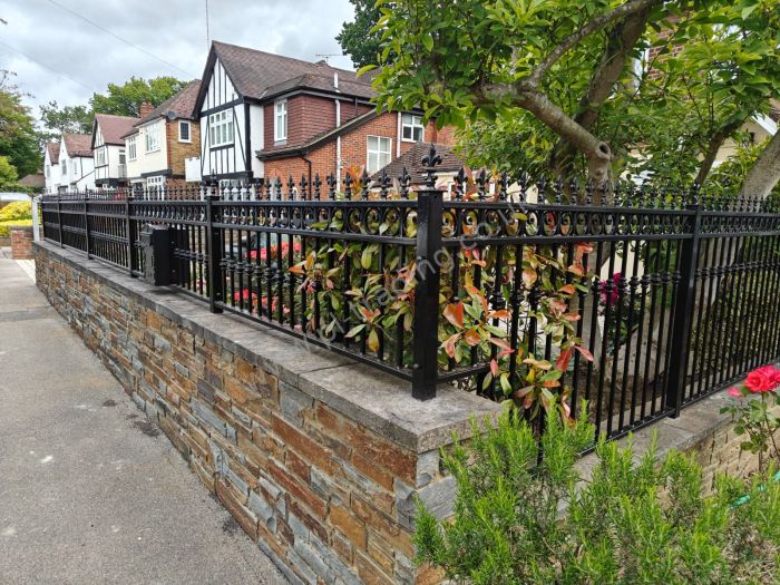 Railings — bespoke steel metalwork by PL Trading, London